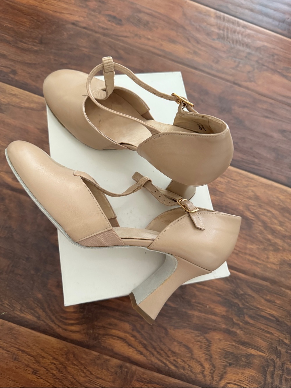 LaDuca Teresa Beige Soft Sole - Picture 2 of 9